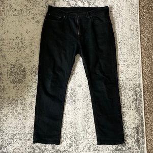 Clean Dark Black Levi Jean